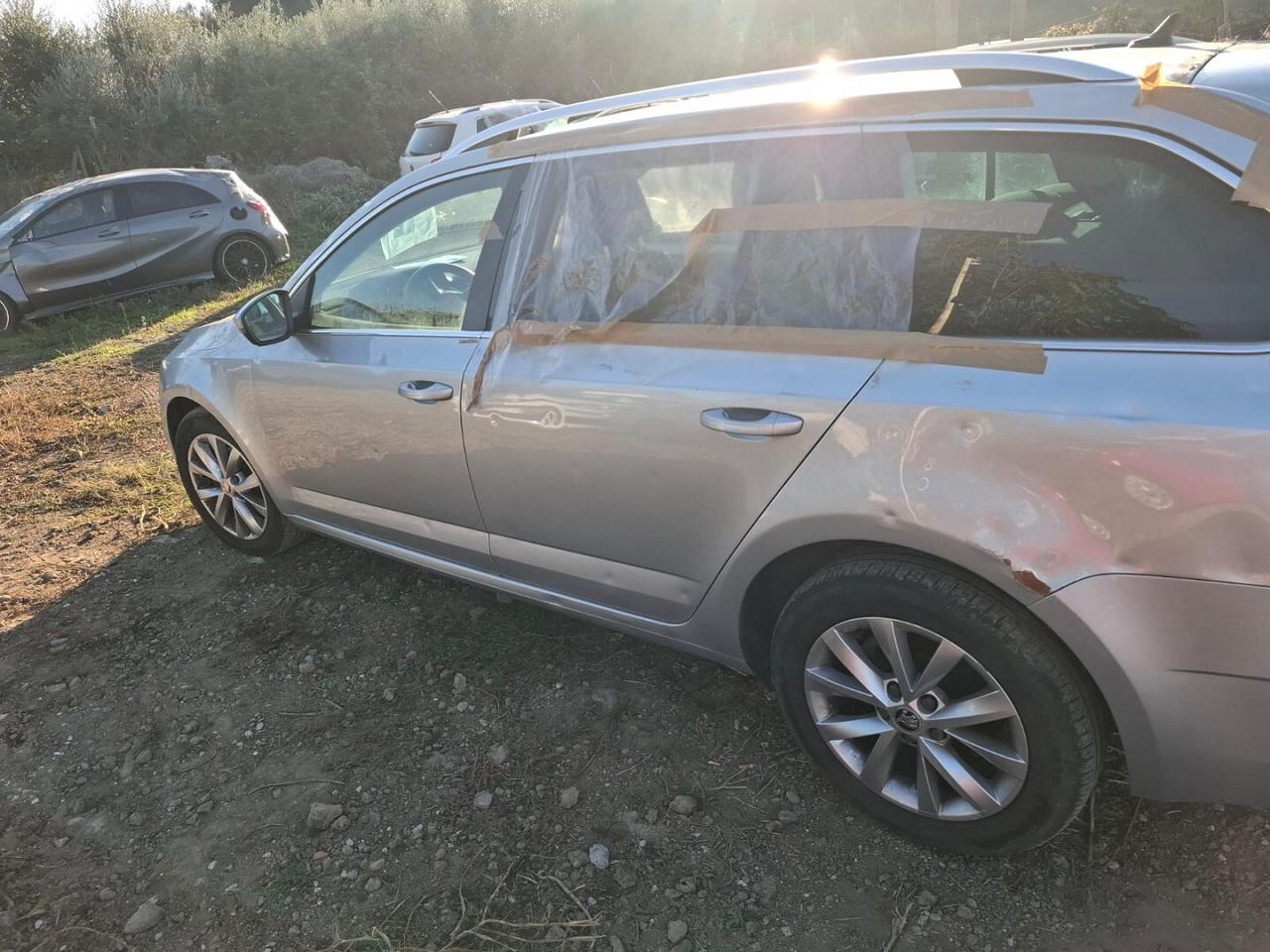 SKODA 1.6 TDI 17 AUTOMATICA INCIDENTATA MARCIANTE