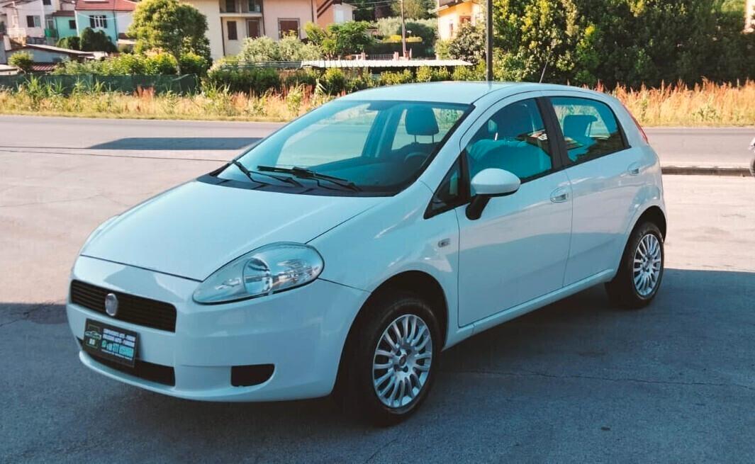 Fiat Grande Punto Grande Punto 1.4 Neopatentati Natural Power 2010