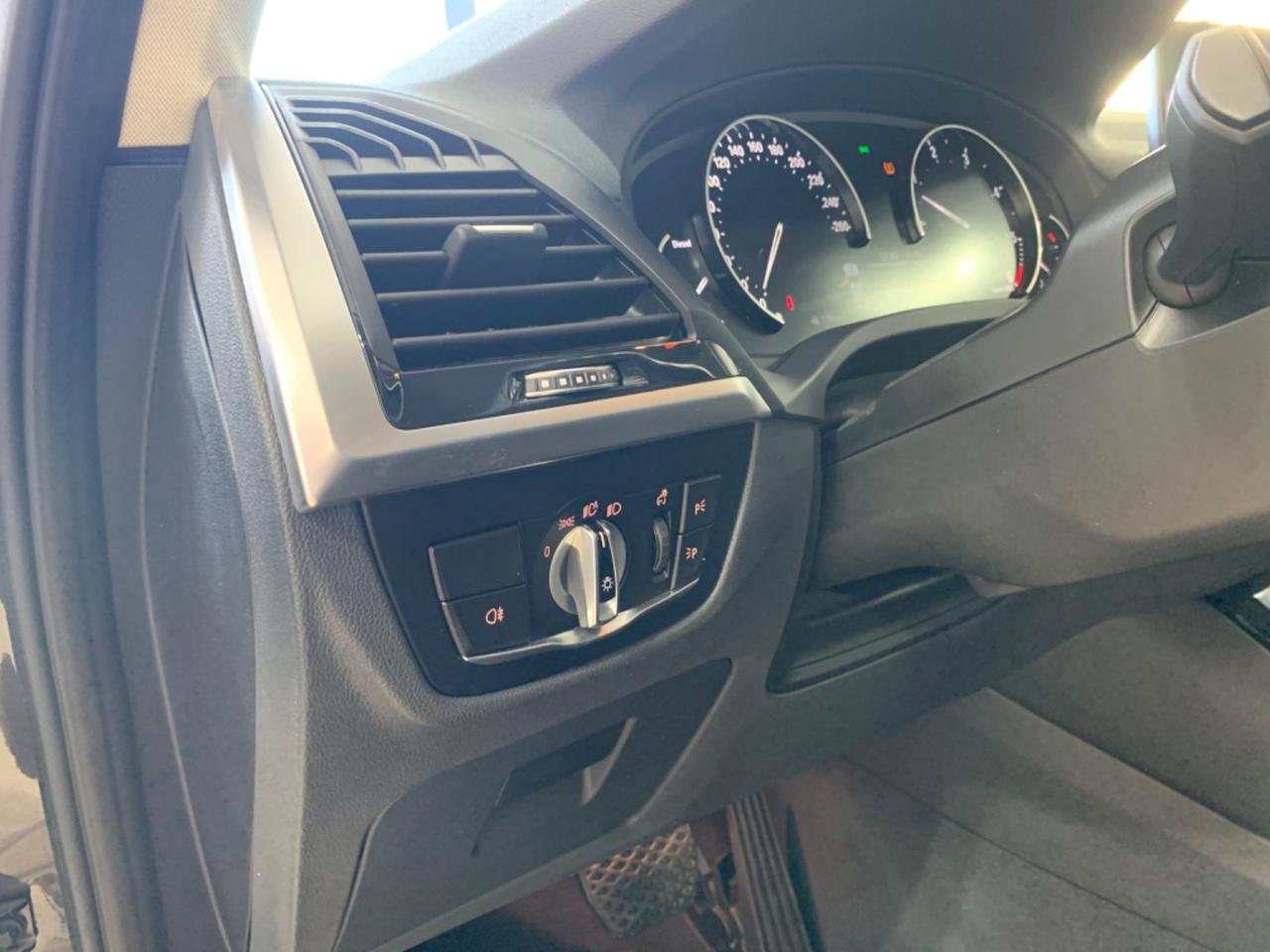 X3 xDrive20d 48V Business Advantage