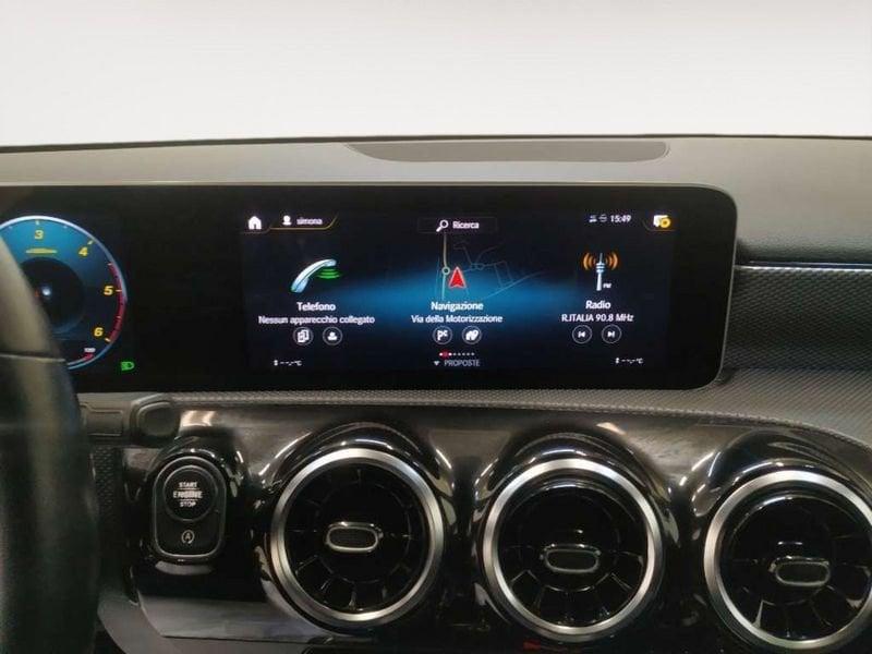 Mercedes-Benz Classe A A 180 d Sport auto