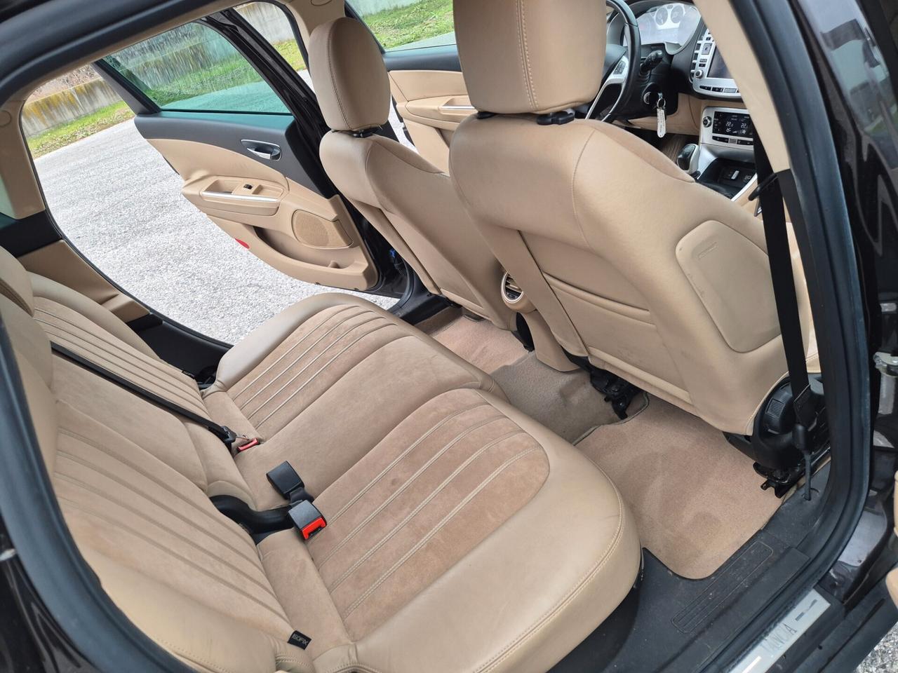 Lancia Delta 1.6 MJT Gold FULL