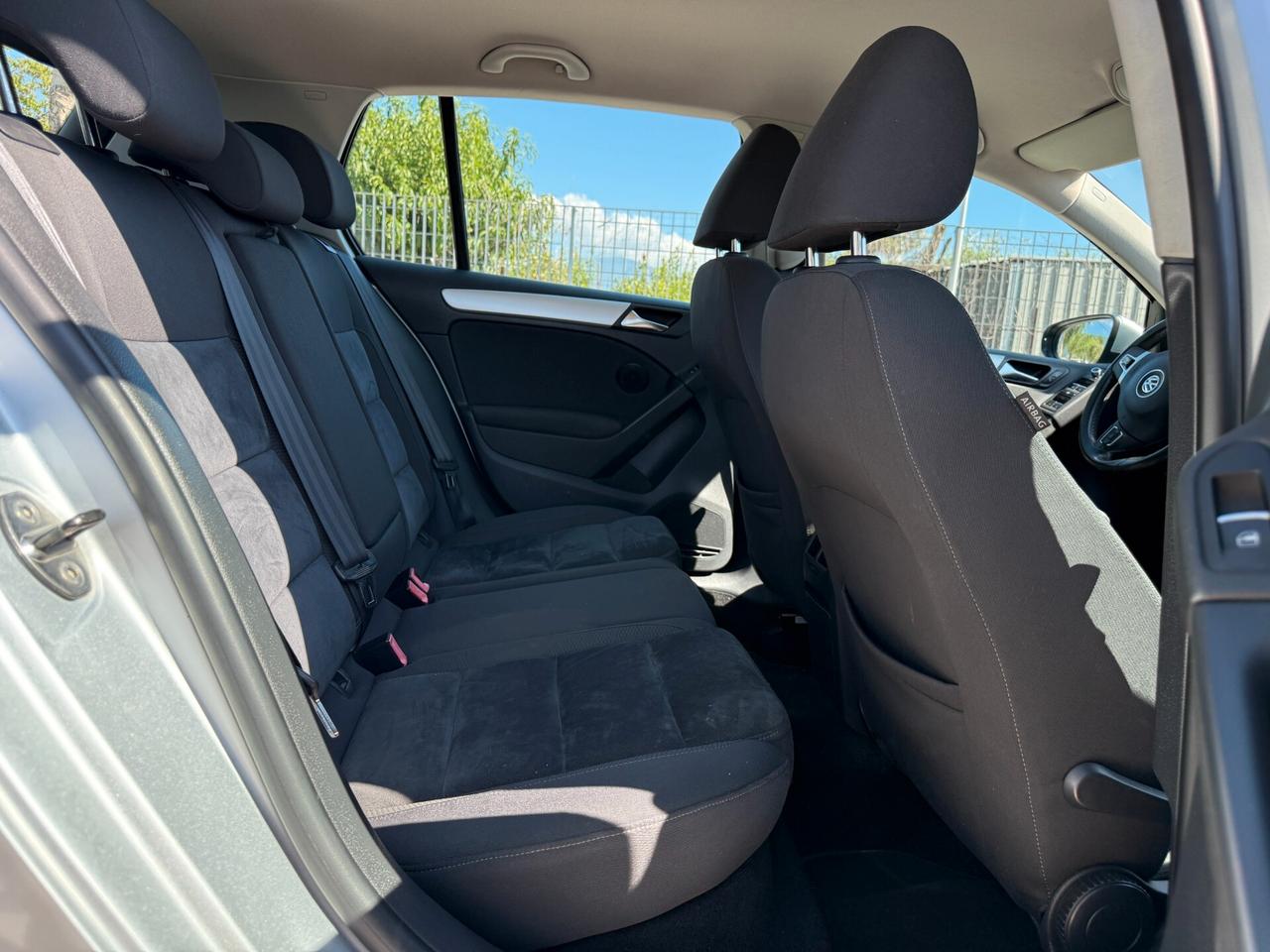 VOLKSWAGEN GOLF 2011 1.4 BENZ 122 CV MOTORE NUOVO