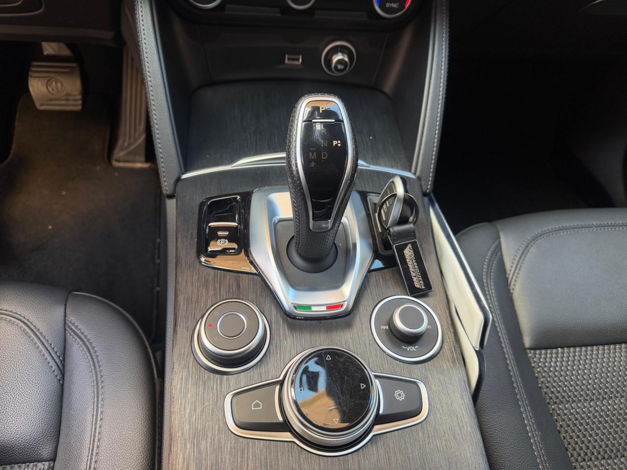 Alfa Romeo Stelvio 2.2 Turbodiesel 190 CV AT8 Q4 Sprint