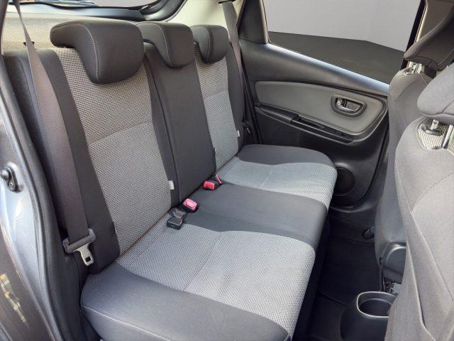 TOYOTA Yaris 1.5 hybrid business