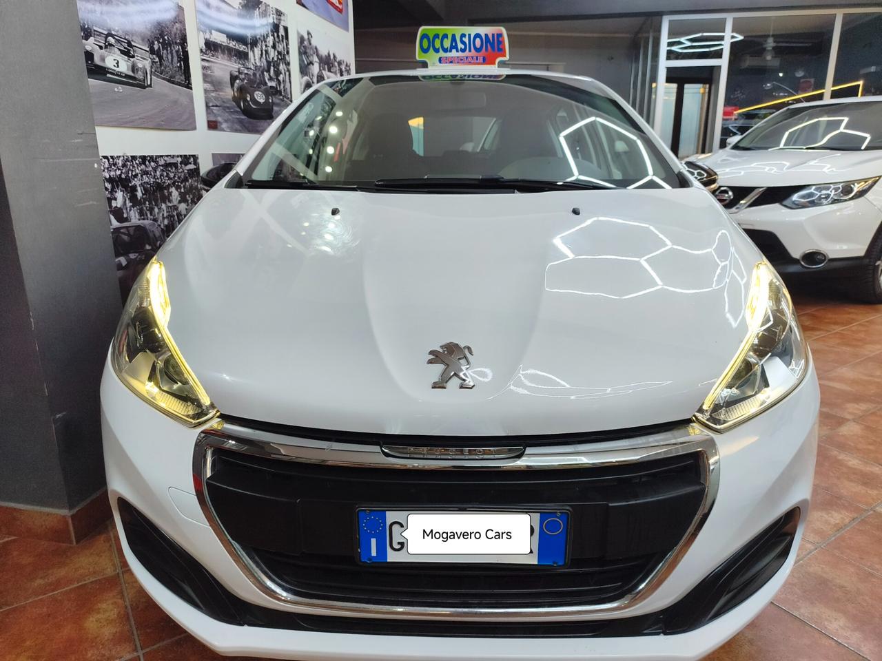 Peugeot 208 1.5 diesel pari al nuovo