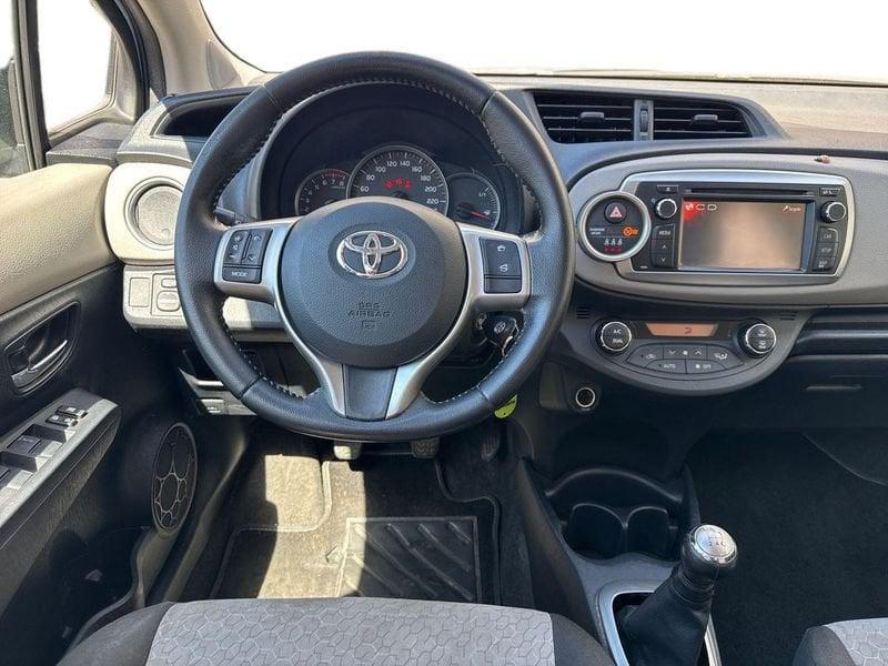 Toyota Yaris 1.0 Lounge