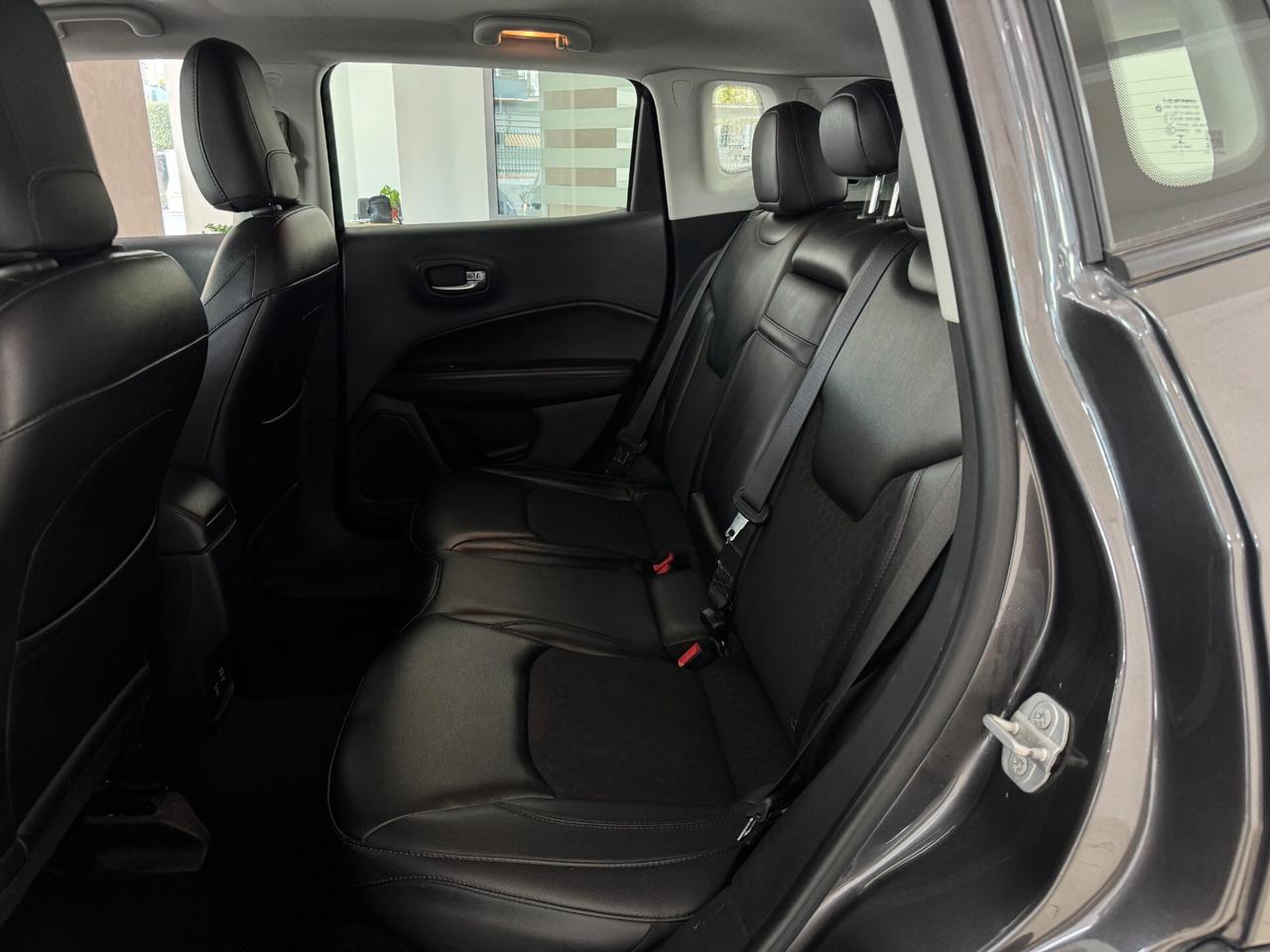 Jeep Compass 1.6 Multijet II Night Eagle