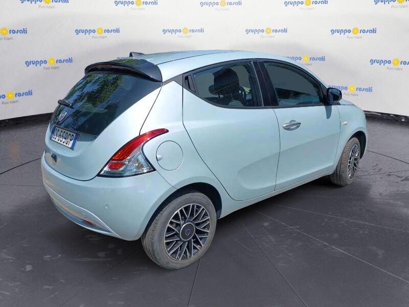 Lancia Ypsilon New 5 porte My24 1.0 Firefly 70 CvStart&Stop Hybrid Oro