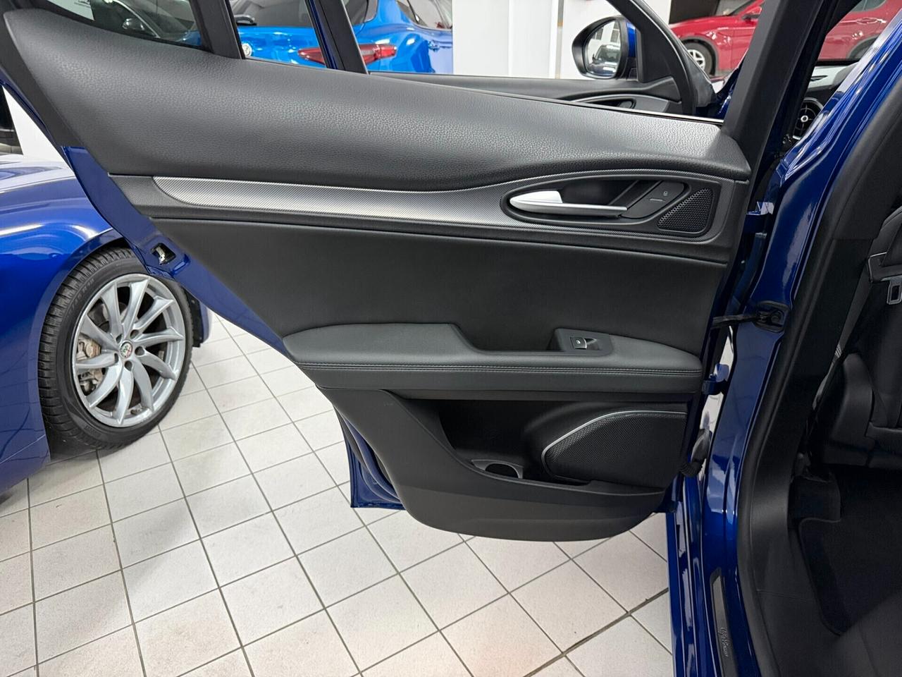 2.2 TD 210 VELOCE Q4 GOMME NUOVE RUOTINO