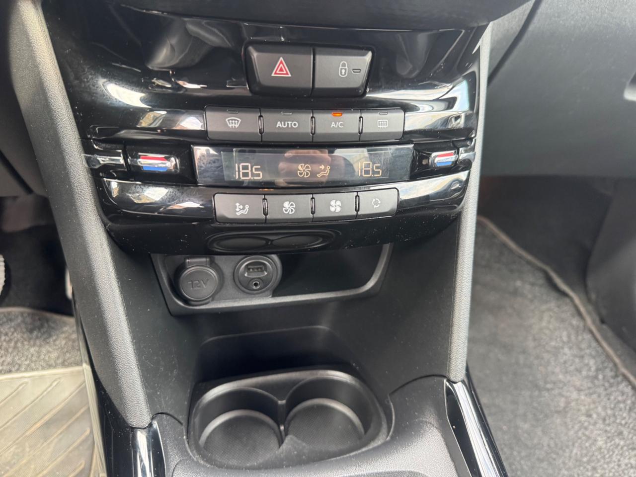 Peugeot 2008 1.2 BENZINA 82CV Allure 2016