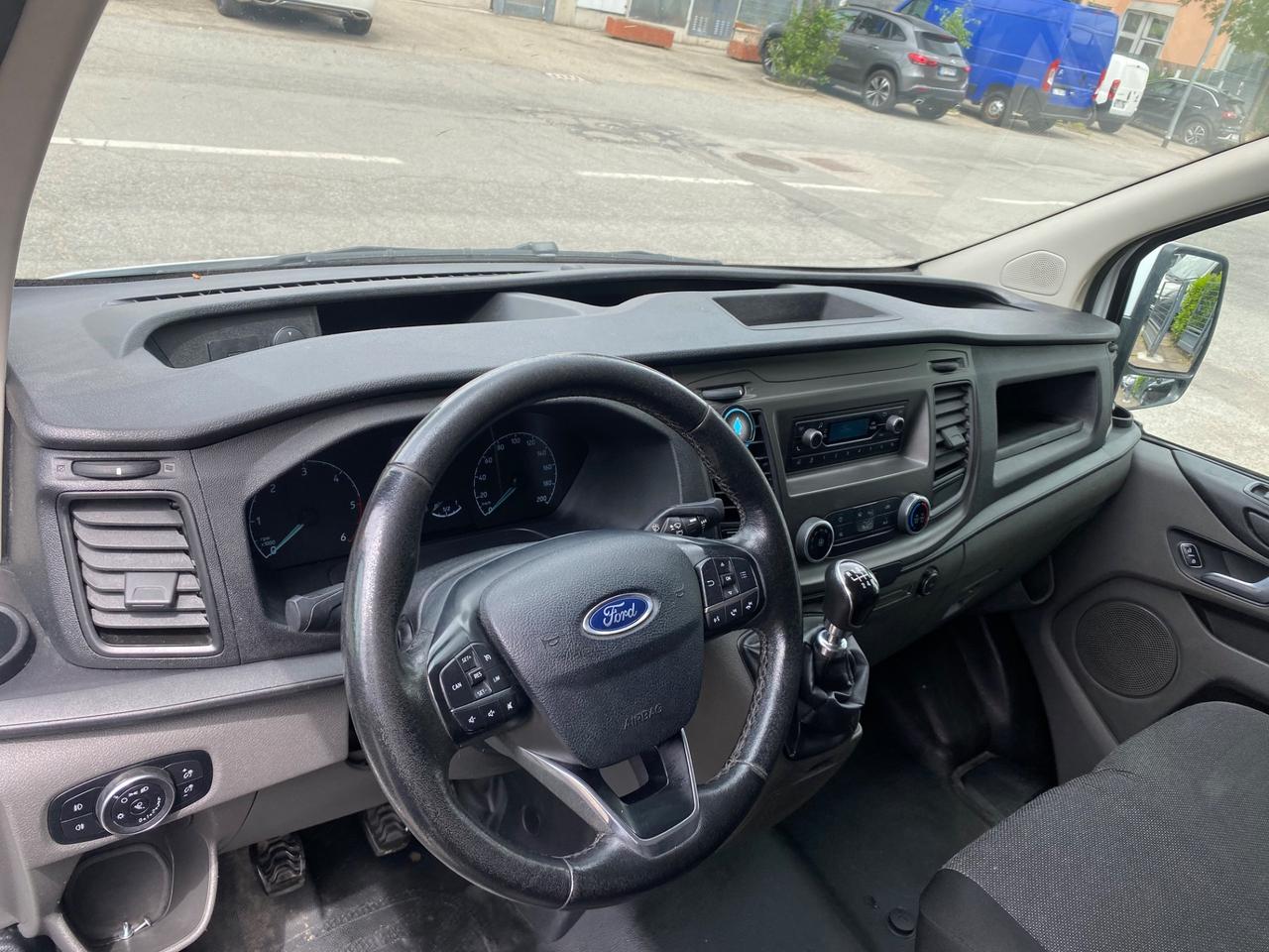 Ford Transit Custom 290 2.0 TDCi 130 PC Furgone Entry