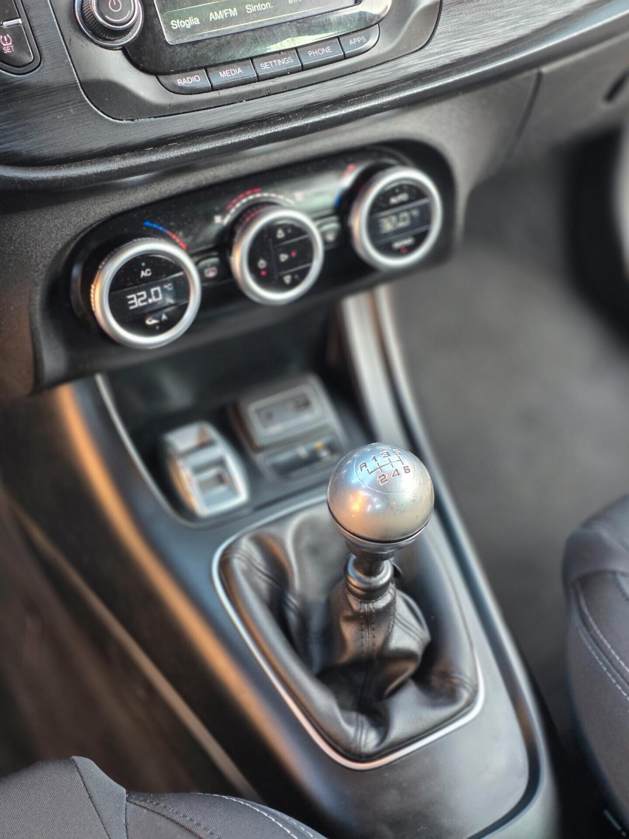 Alfa Romeo Giulietta 1.6 JTDm-2 120 CV Distinctive