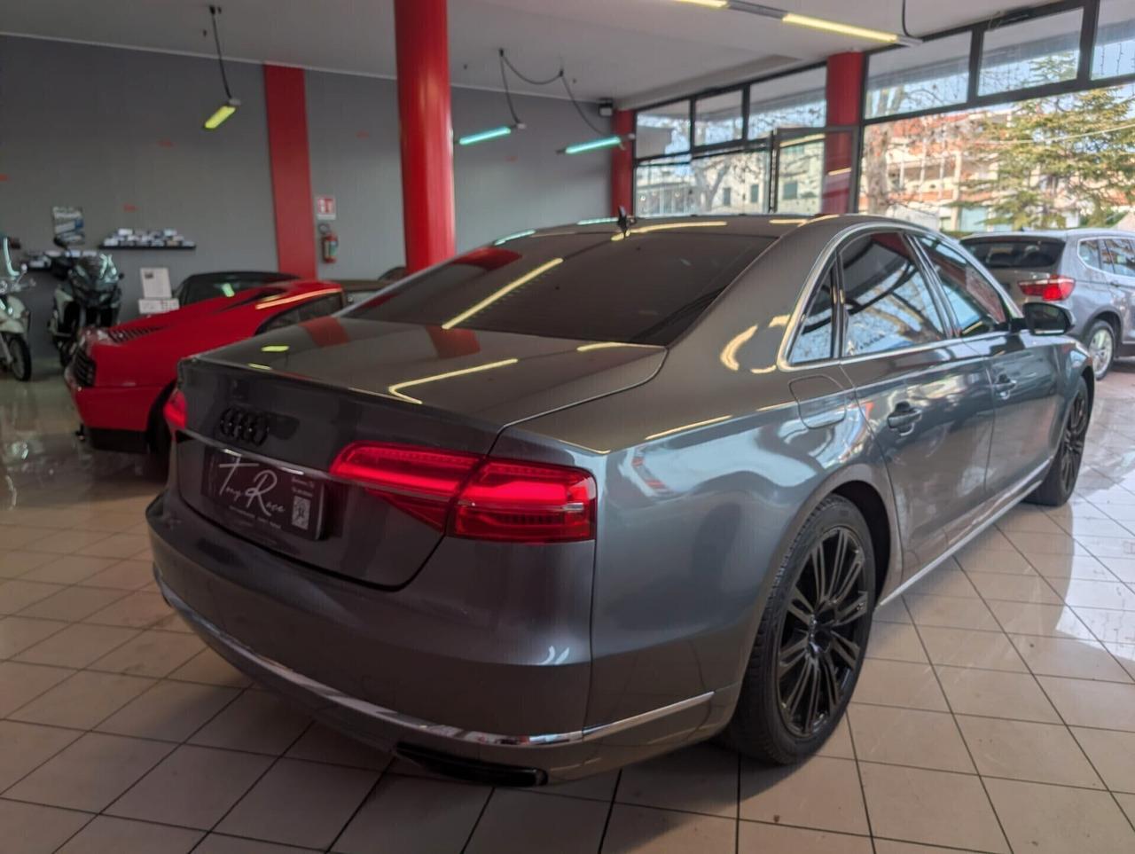 Audi A8 3.0 TDI 262 CV ultra quattro tiptronic