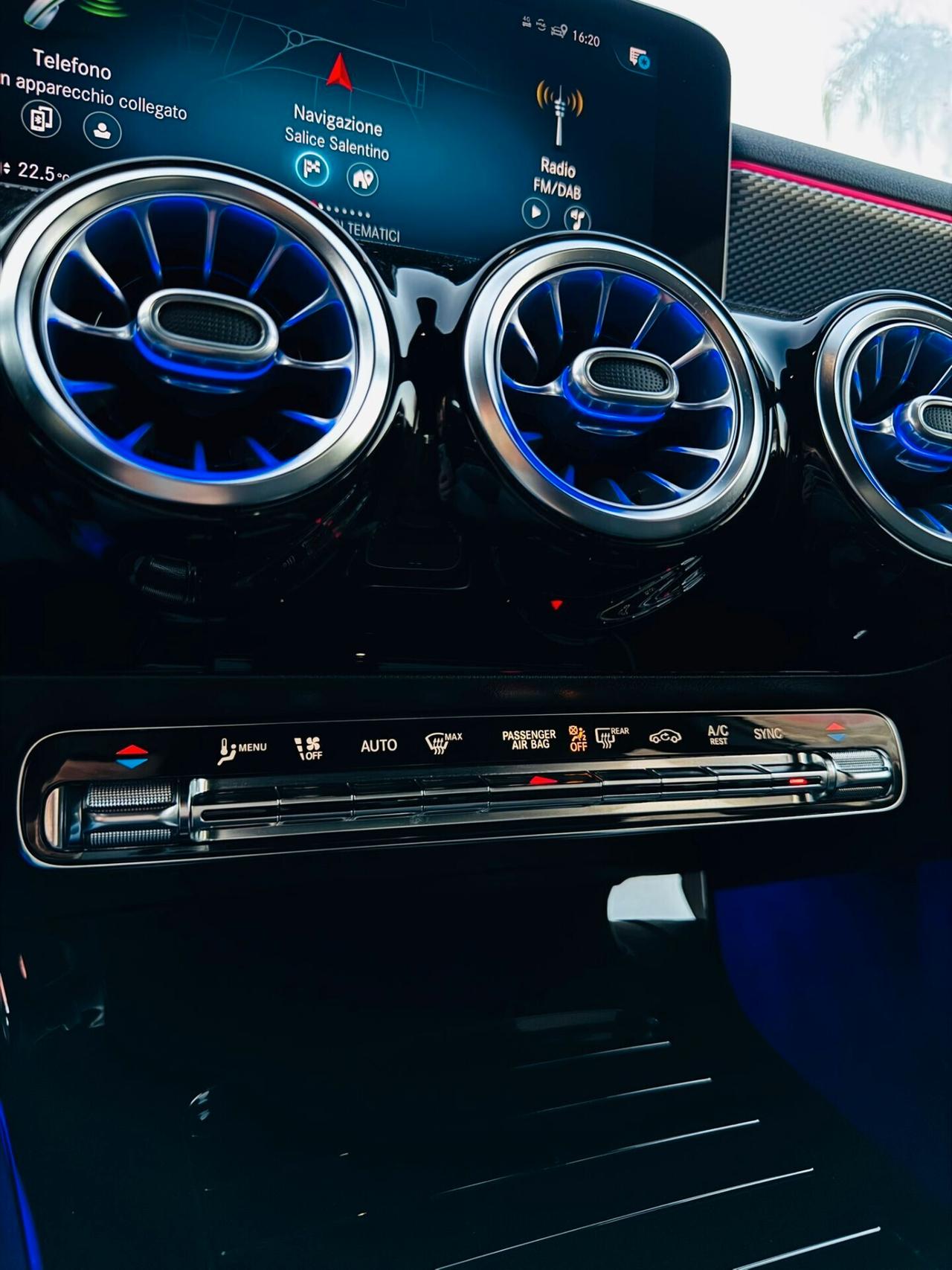 Mercedes-benz A 180d Automatic Sport Plus Led Ambient