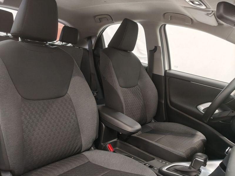 Toyota Yaris Hybrid Active MY22