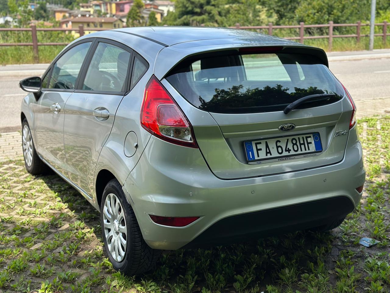 Ford Fiesta 1.5 TDCi 75CV 5 porte Black & White Edition