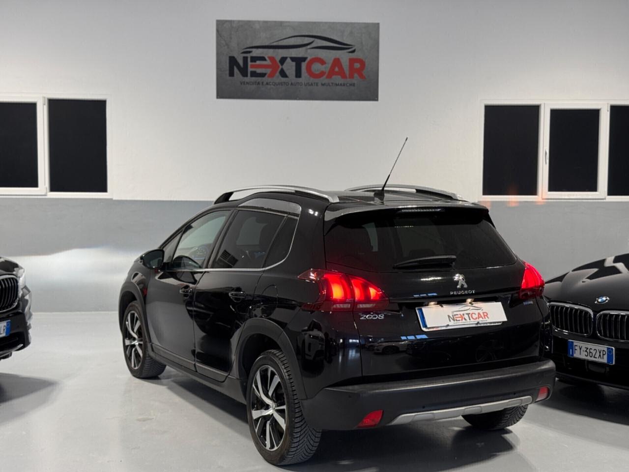 Peugeot 2008 1.2 puretech t Allure s