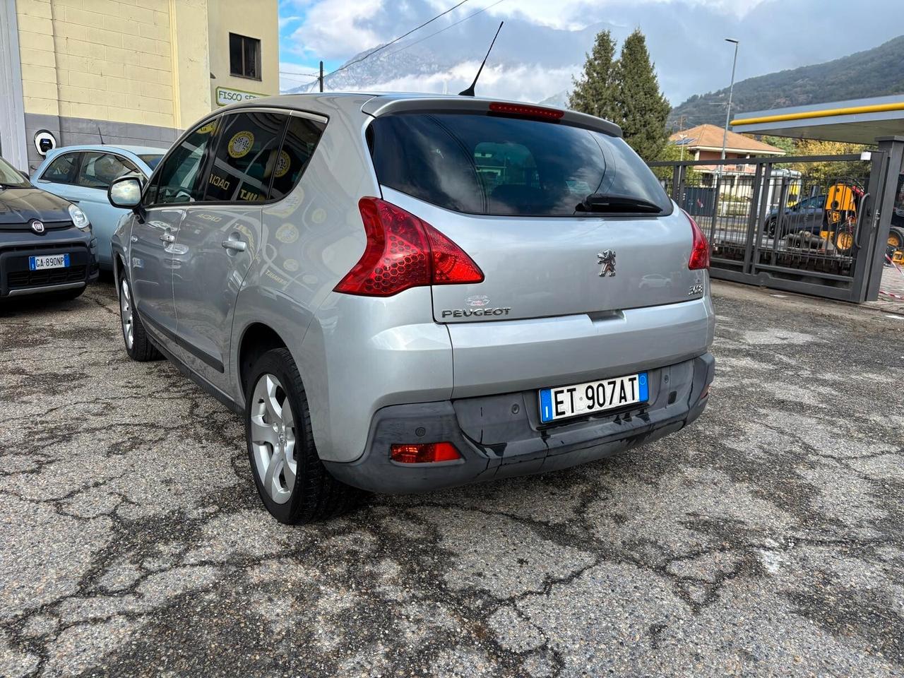 Peugeot 3008 1.6 e-HDi 115CV cambio robotizzato S.&S. Business