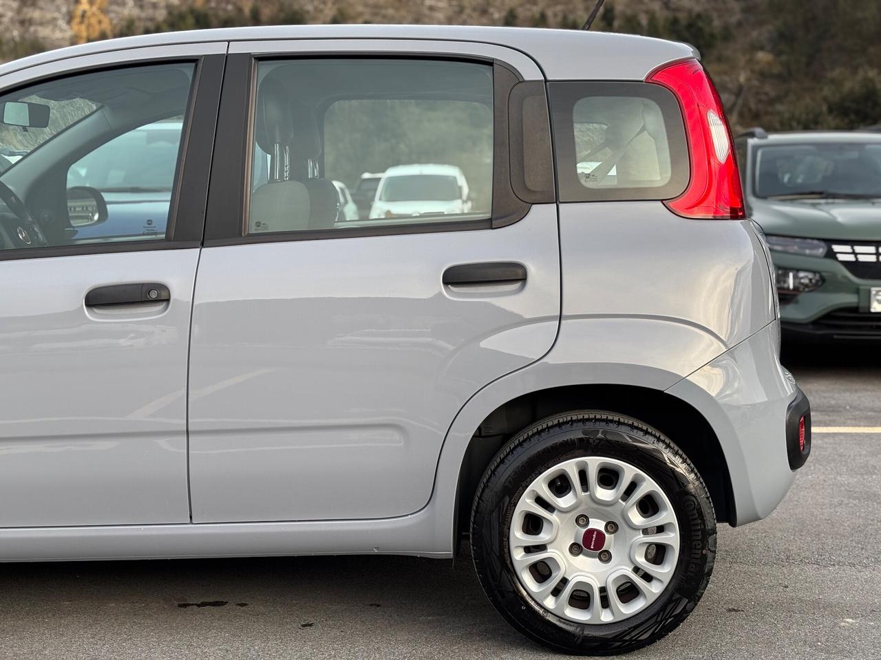 FIAT PANDA 1.0 BENZINA/HYBRID 70cv NEOPATENTATI 2021