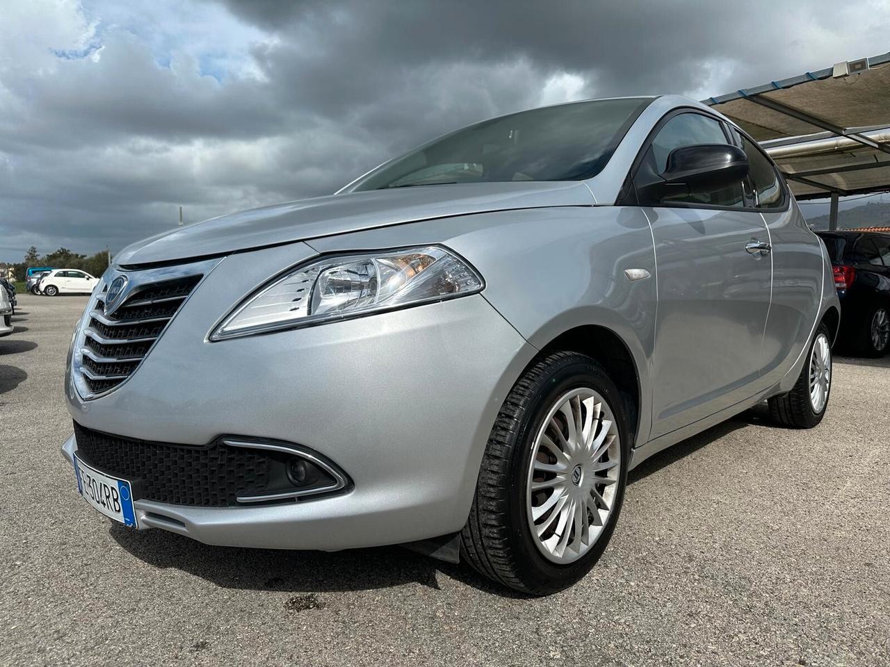 Lancia Ypsilon 1.3 MJT