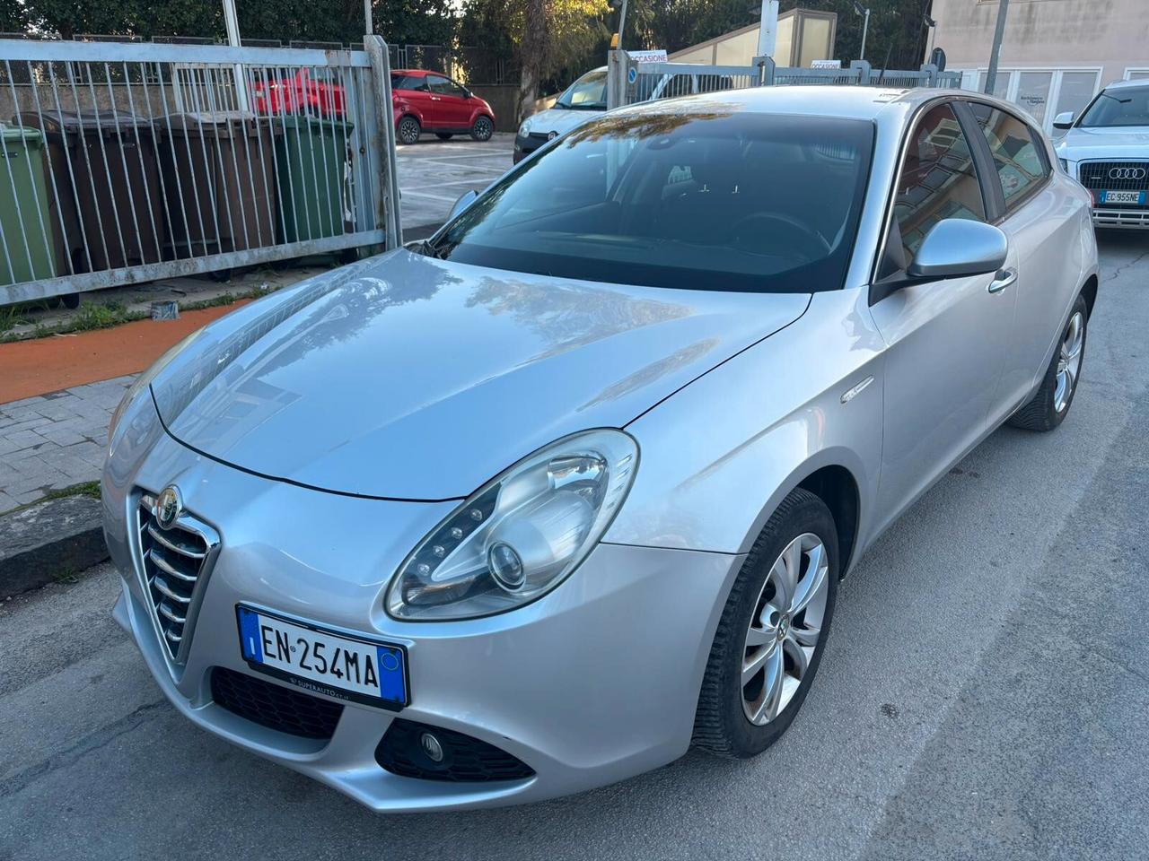 Alfa Romeo Giulietta 1.6 JTDm-2 105 CV Exclusive