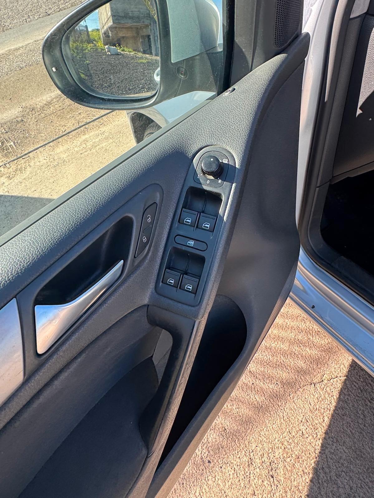 Volkswagen Golf 1.6 TDI DPF 5p. Comfortline