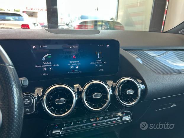 MERCEDES-BENZ GLA 200 d Automatic Premium