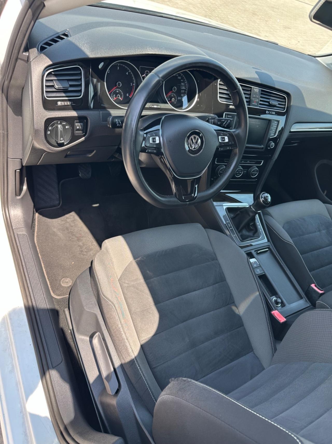 Volkswagen Golf 1.6 TDI 110 CV 5p. Highline BlueMotion Technology