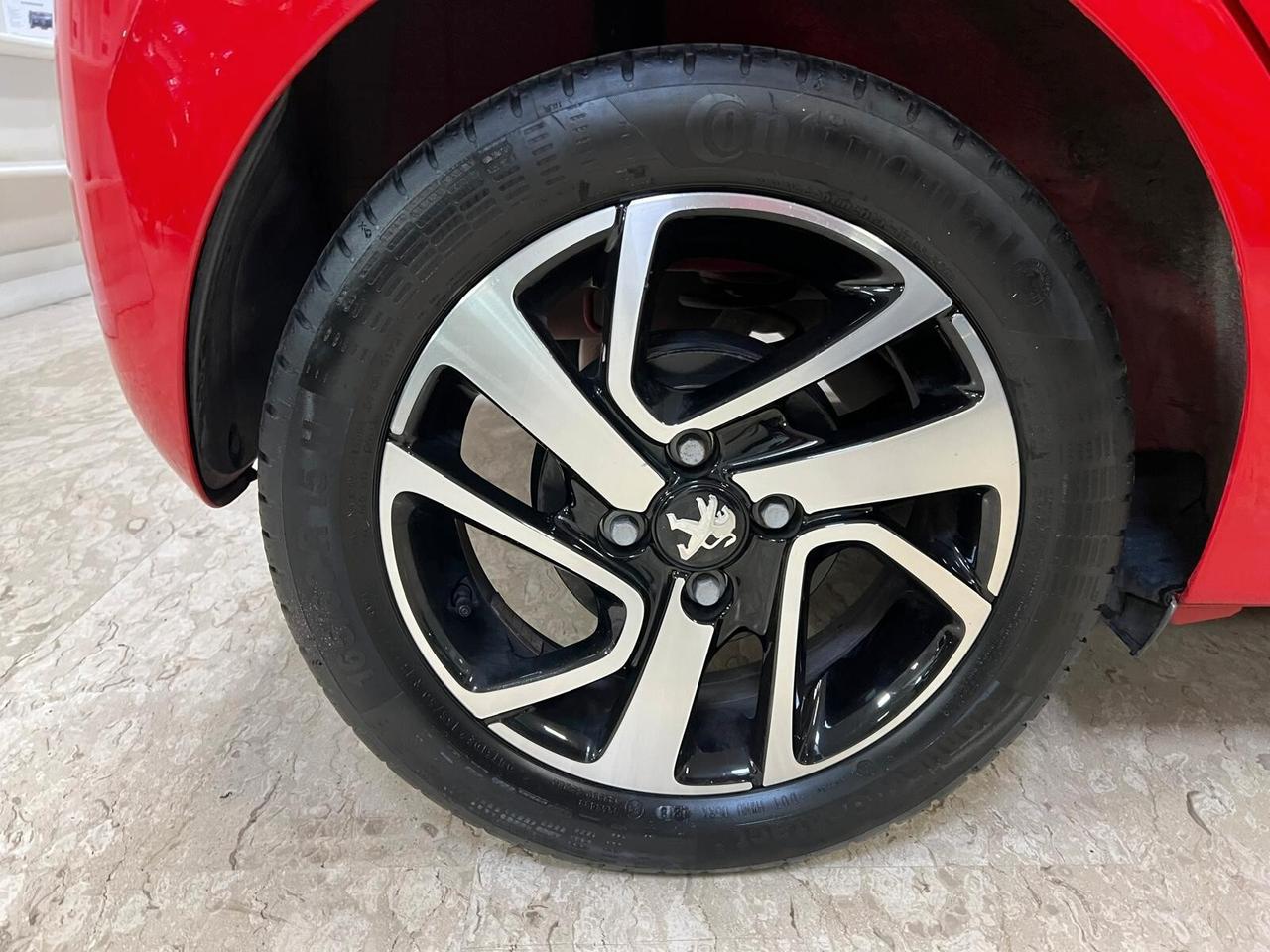 Peugeot 108 1.0 VTi 68 5 Porte Allure EURO6