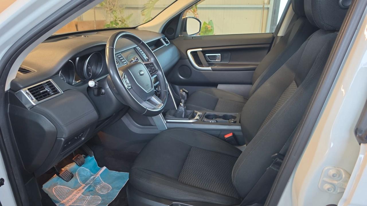 Land Rover Discovery Sport 2.0 TD4 150 CV AWD