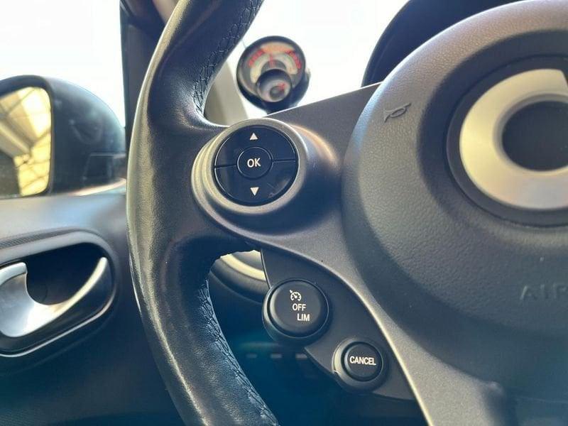 smart fortwo EQ Passion * FULL ELECTRIC *