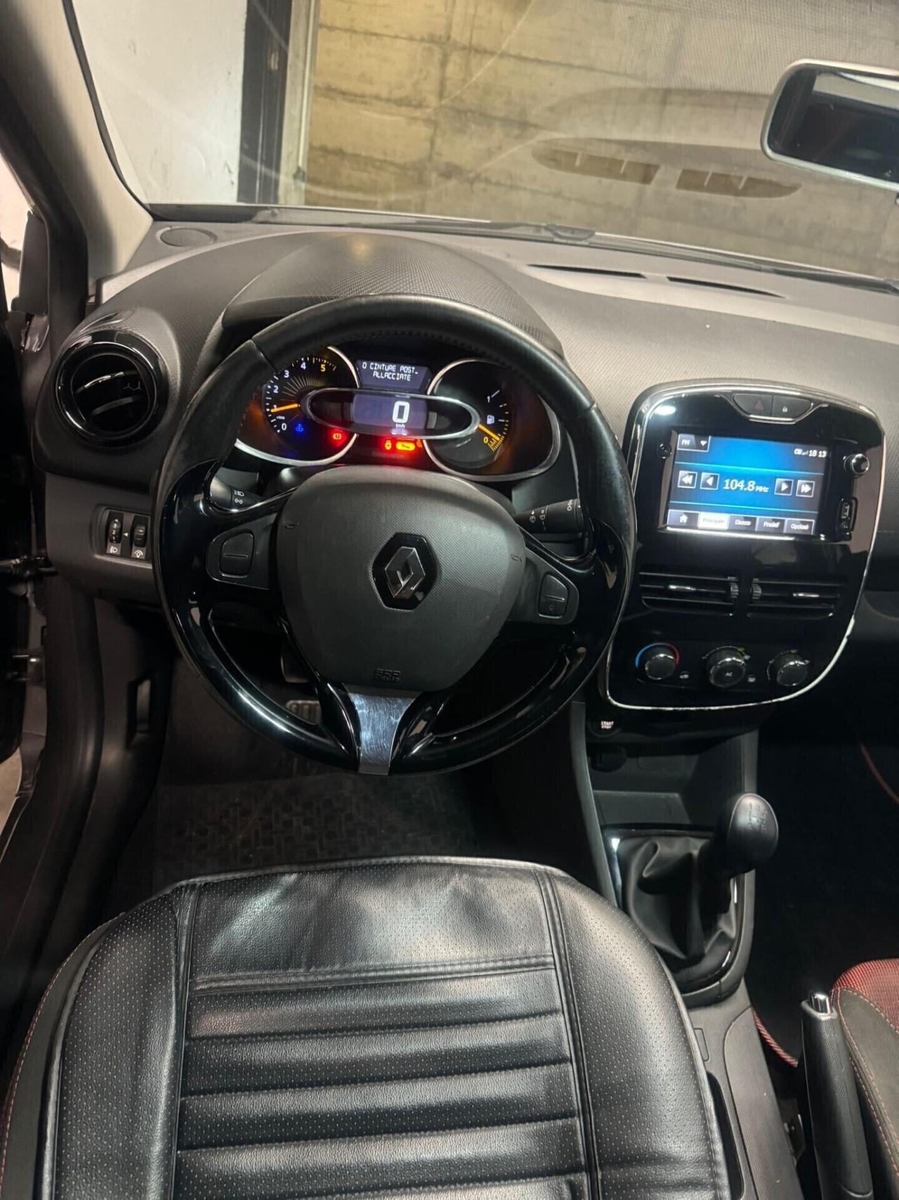 Renault Clio 1.5 dCi 8V 75CV 2013 TAGLIANDO COMPRESO!!!!