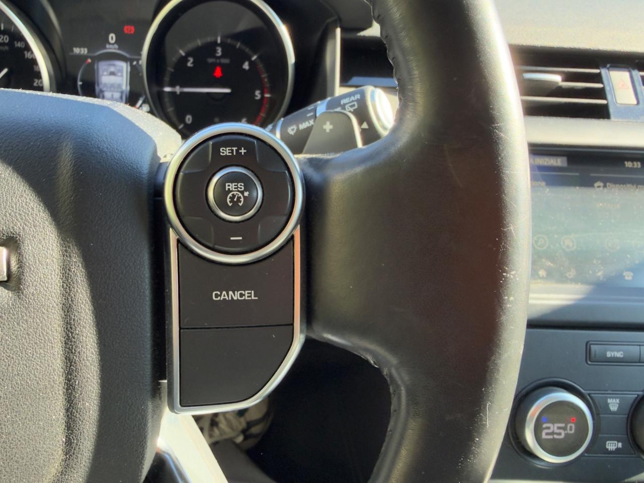 Land Rover Discovery 2.0 TD4 180 CV SE