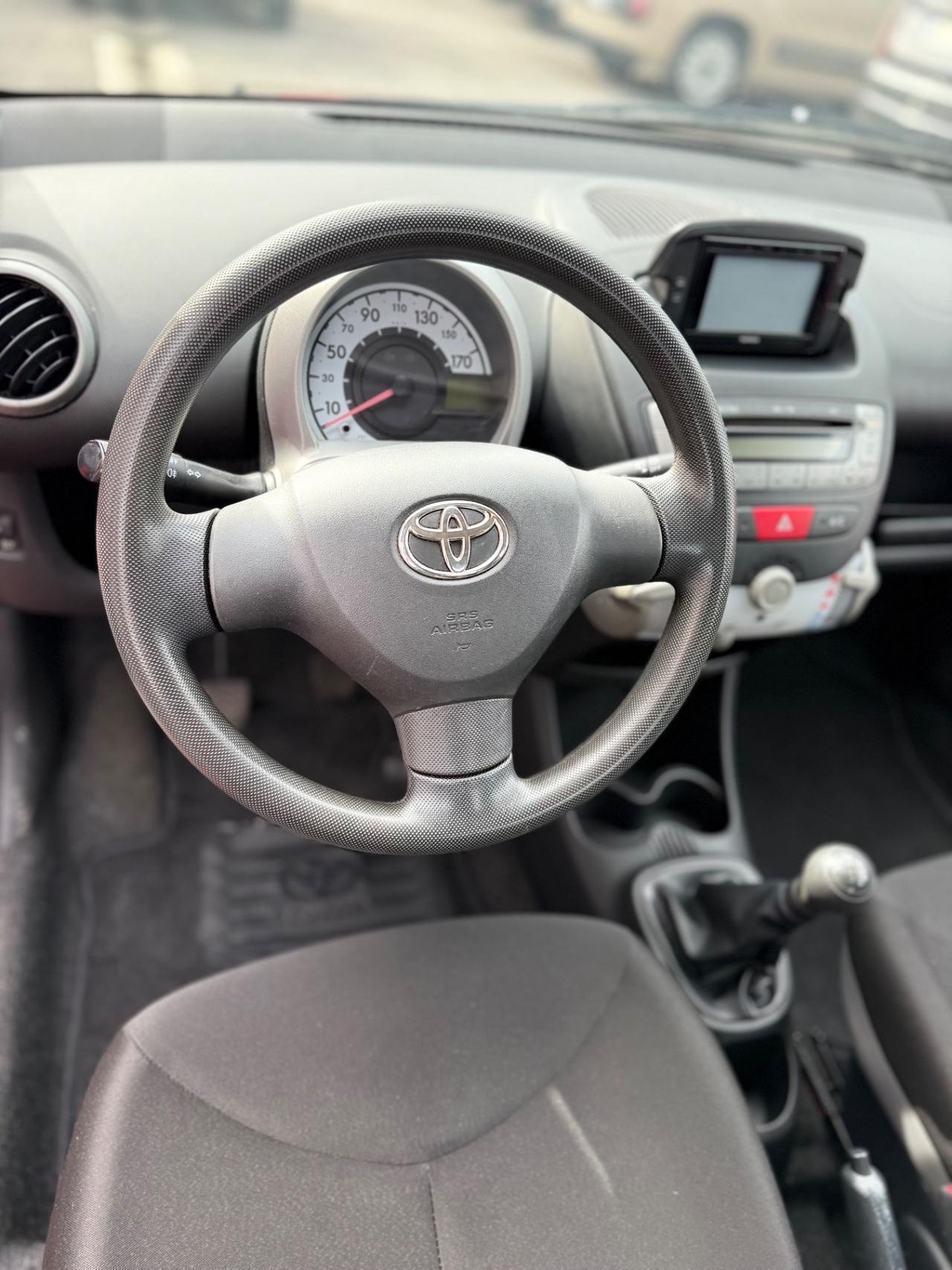 Toyota Aygo 1.0 12V VVT-i 5 porte Orange Connect