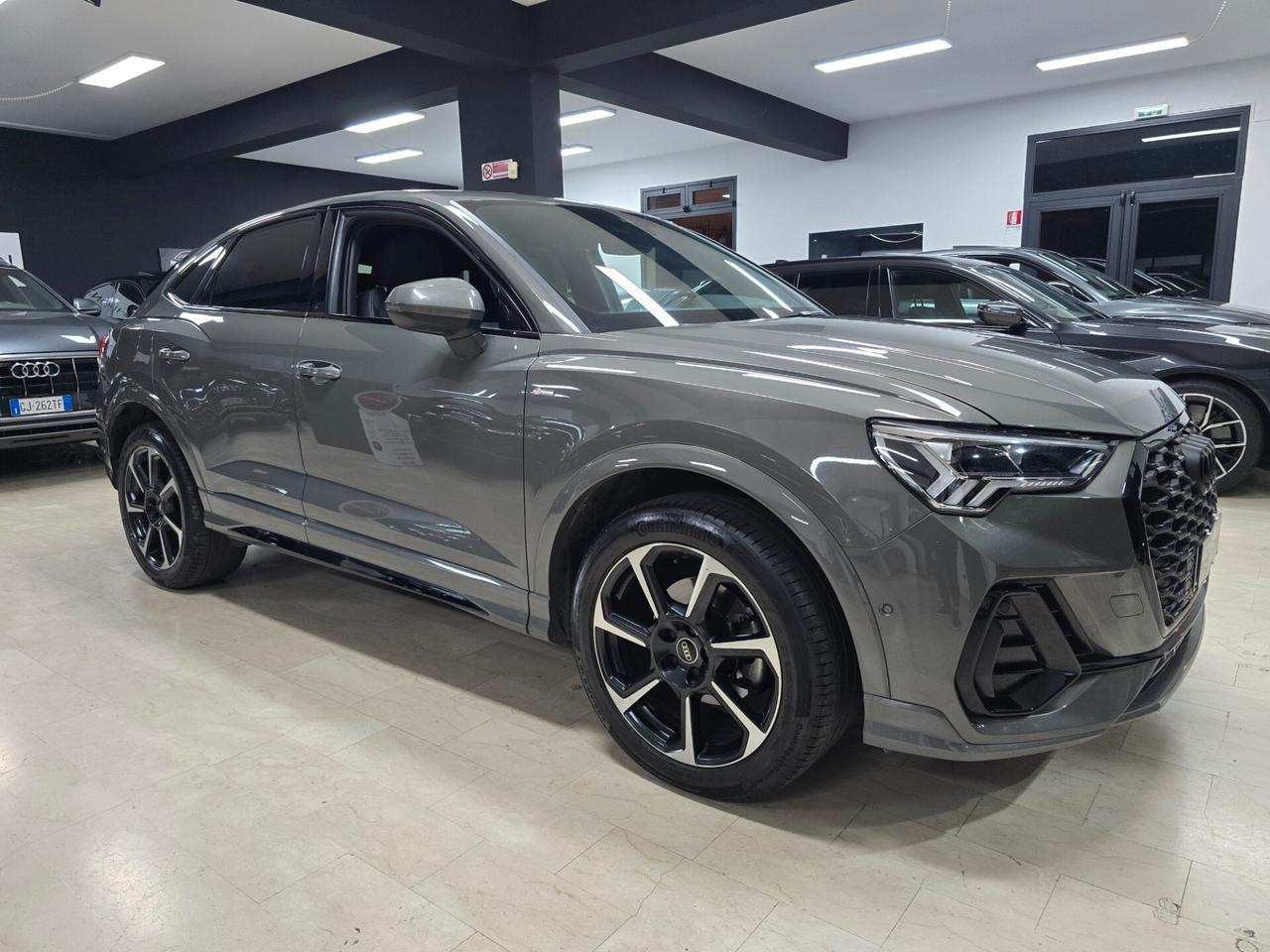 Audi Q3 SPB 35 TDI S tronic line
