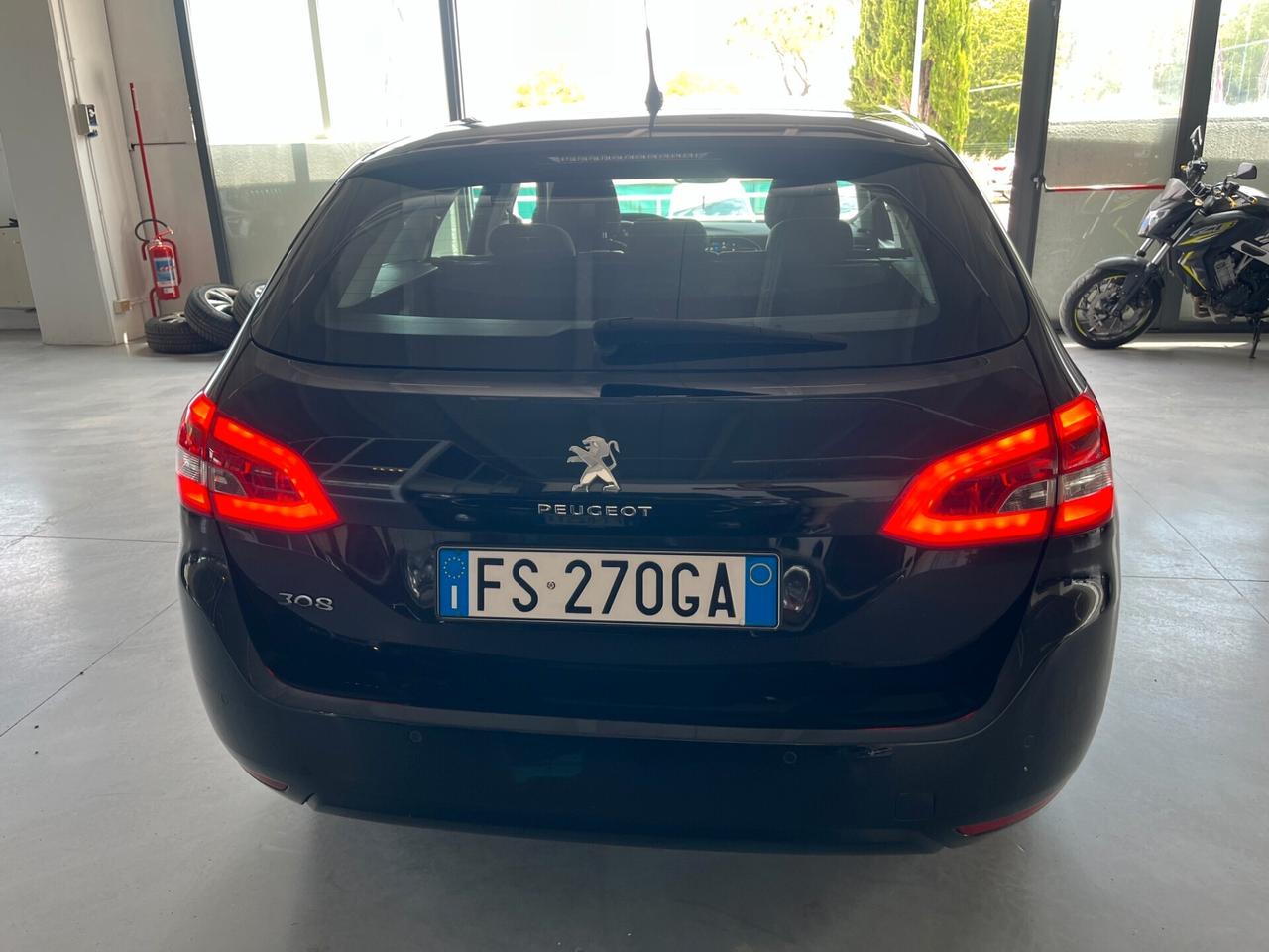 Peugeot 308 BlueHDi 130 S&S SW Business