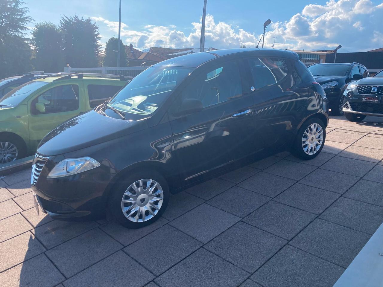 Lancia Ypsilon 1.2 69 CV 5 porte GPL Ecochic Gold