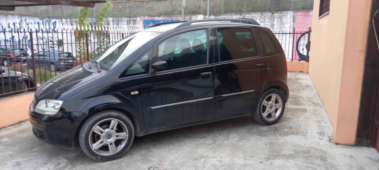 FIAT Idea 1.3 MULTIJET 70cv Full Optional 06