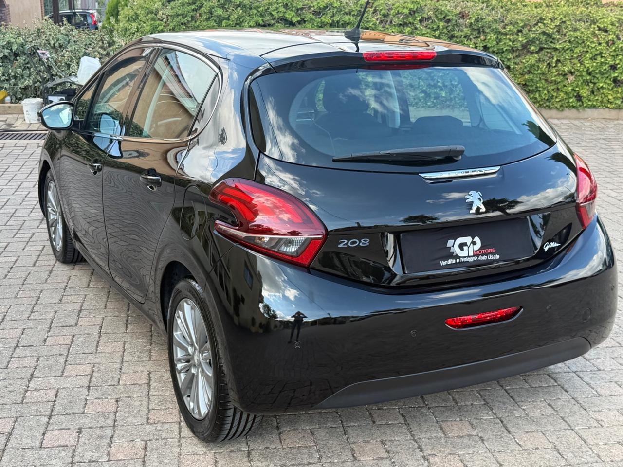 Peugeot 208 BlueHDi 75 5 porte Allure