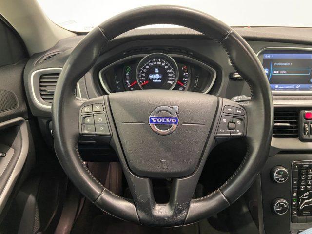 VOLVO V40 D2 1.6 SUMMUN