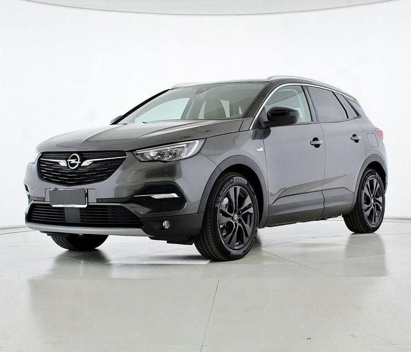 Opel Grandland 1.6 Hybrid Plug-in aut. FWD Design Line