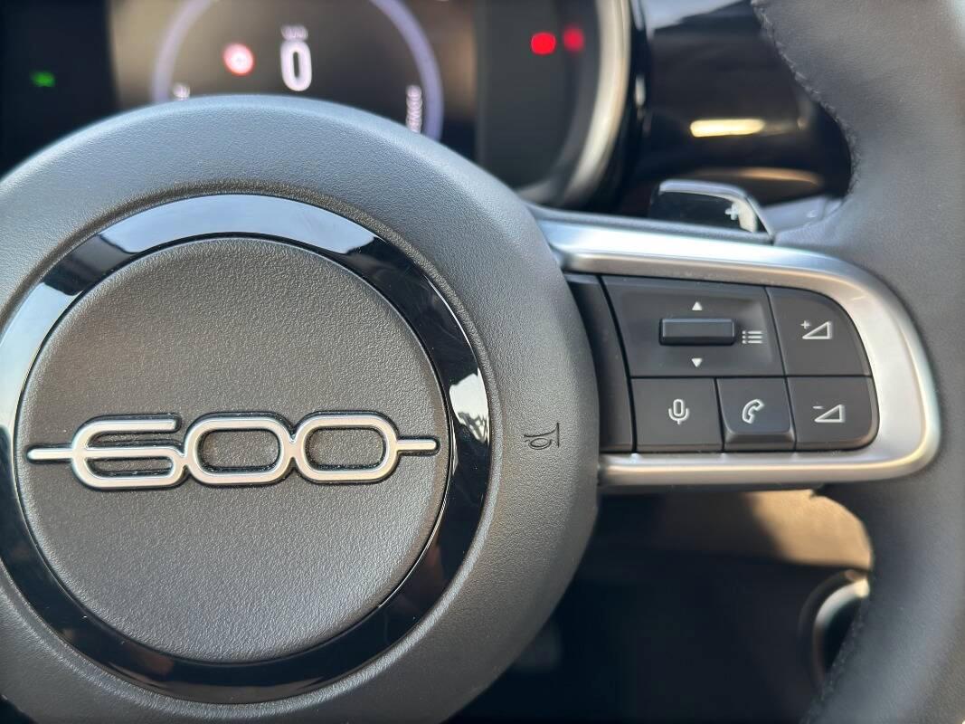 Fiat 600 1.2 hybrid La Prima II 145cv AUTOMATICA E TELECAM
