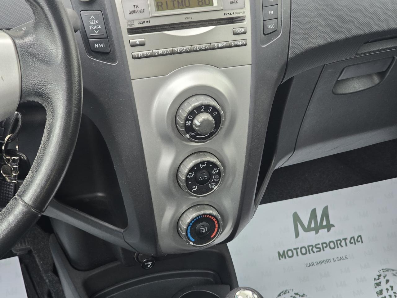 Toyota Yaris 1.3 5 porte Sol