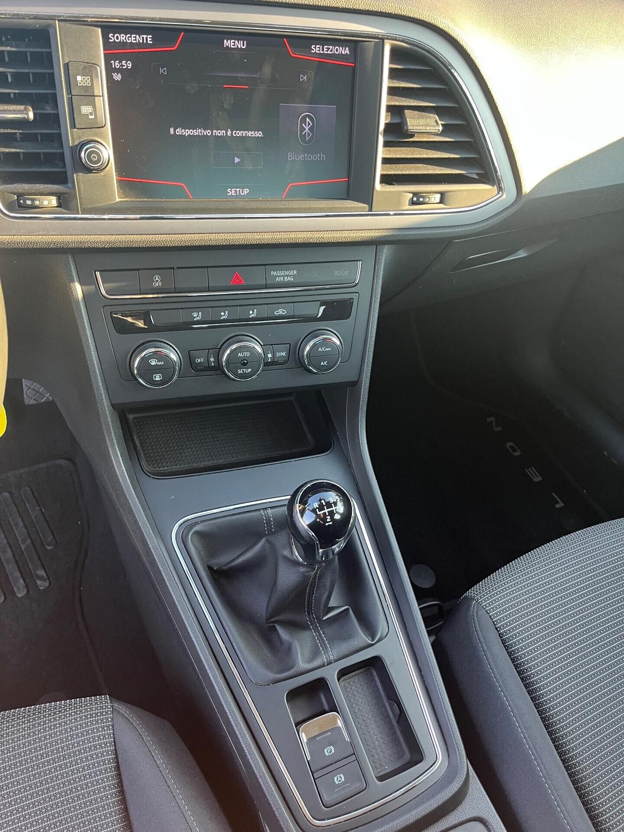 Seat Leon 1.6 TDI 115 CV 5p. Style