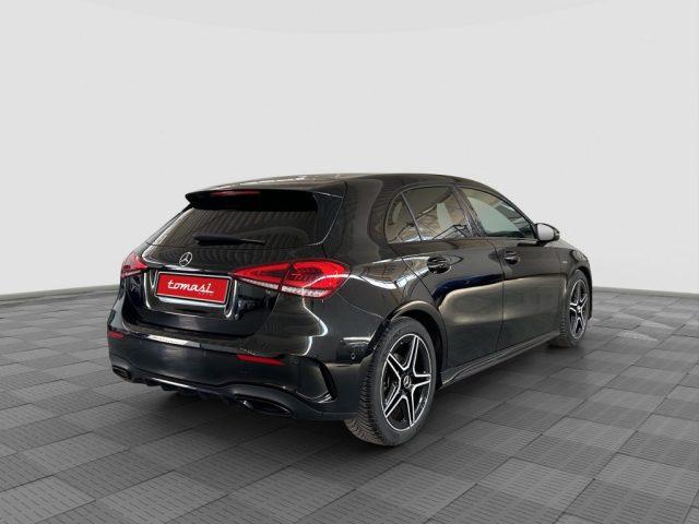 MERCEDES-BENZ A 180 A 180 d Automatic Premium