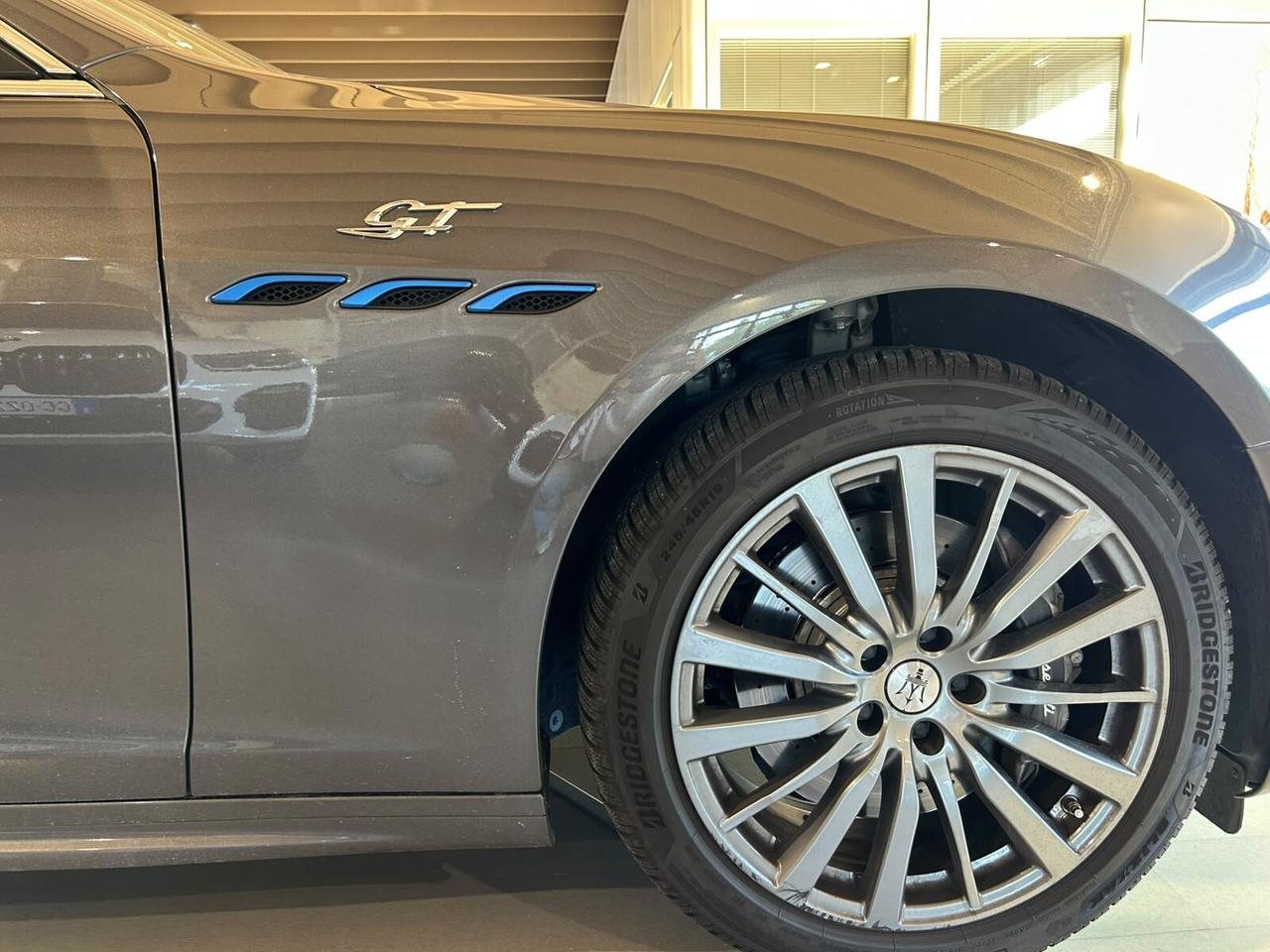 Maserati Ghibli 330 CV MHEV GT