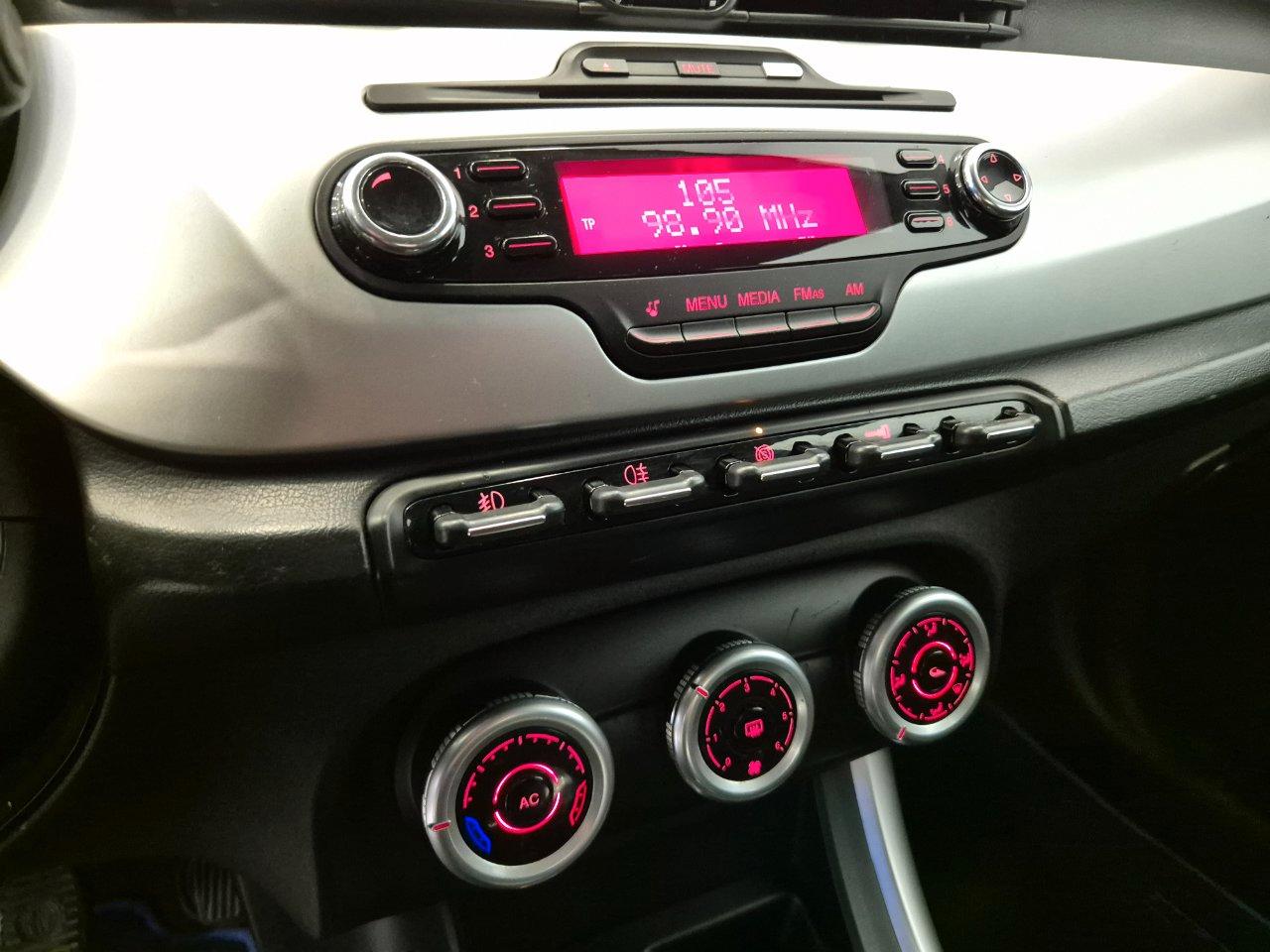 Alfa Romeo Giulietta 1.4 tb 105cv - NEOPATENTATI