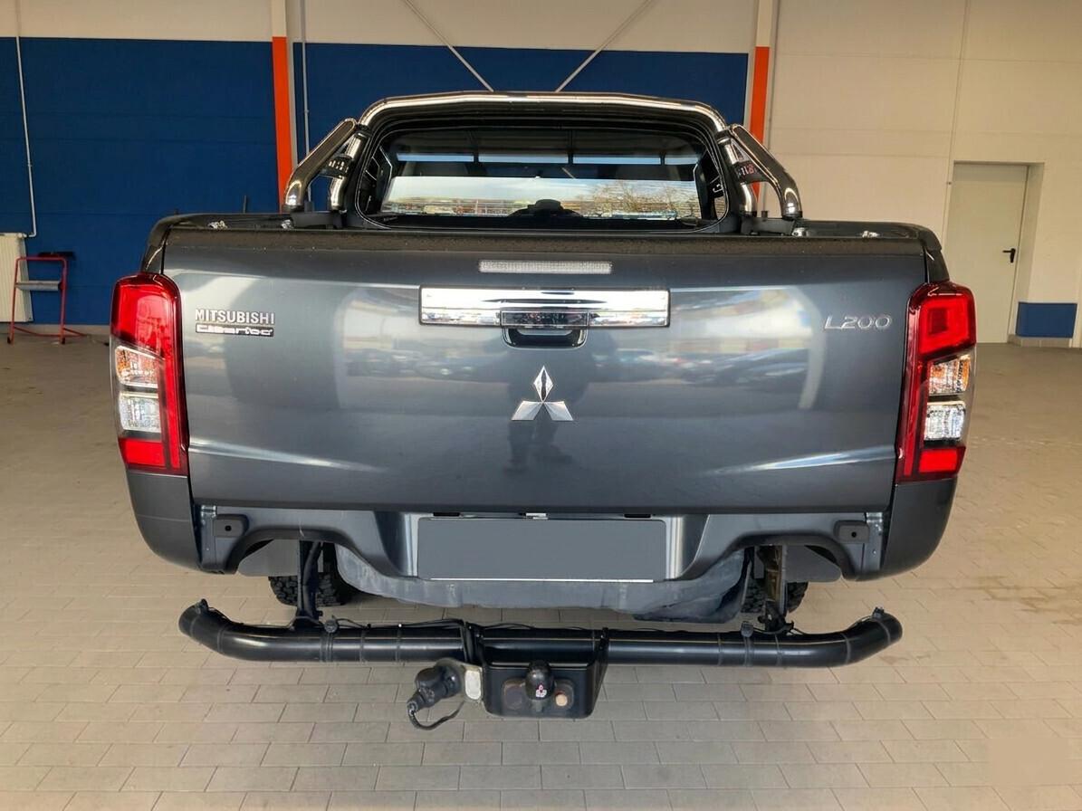 Mitsubishi L200 2.3 Double-Cab Gancio