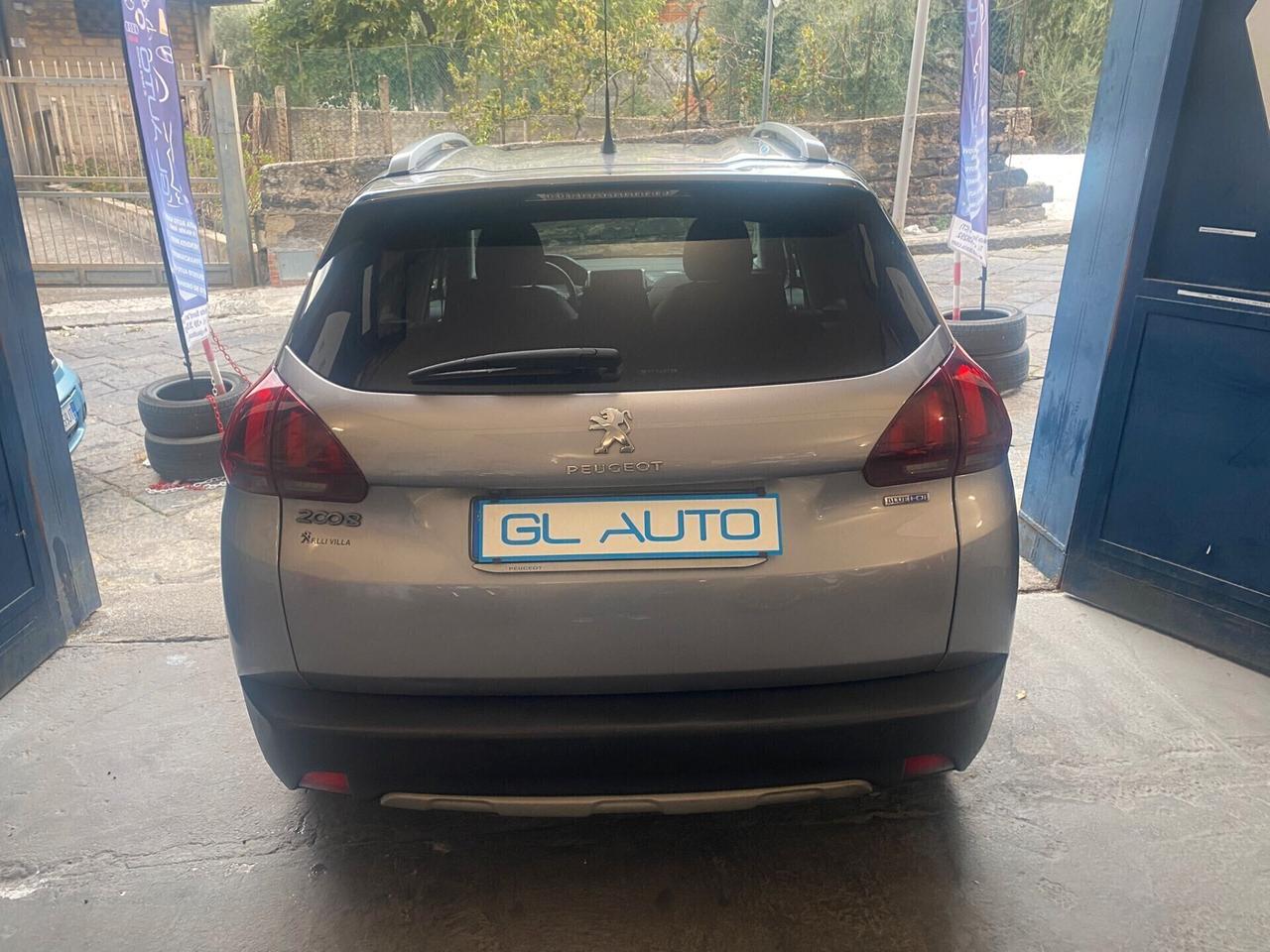 Peugeot 2008 BlueHDi 120 S&S Allure