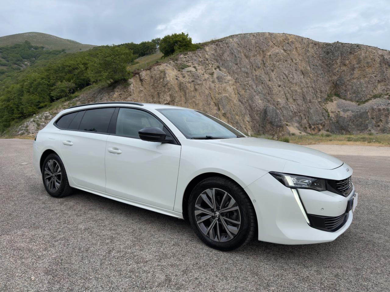 Peugeot 508 BlueHDi 130 EAT8 Allure Pack